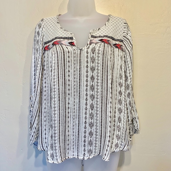 Jolt Tops - Jolt | Tribal Boho Lightweight Cuffed Sleeve Top